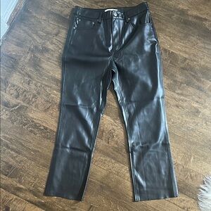 Zara Black Cropped Pants